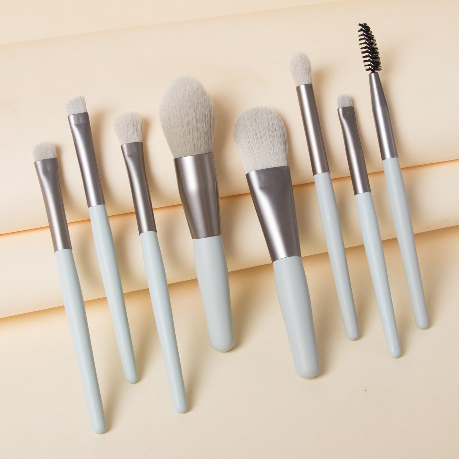 Professional Makeup Brushes Set - 8 Pieces - Megalithix